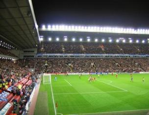 Сколько в англии стадионов с подогревом