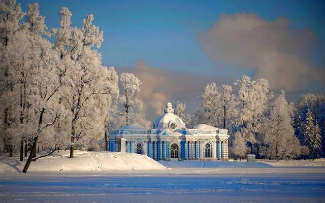 Каникулы в  Петербурге